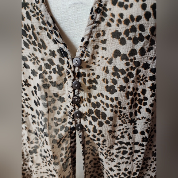 Intimately By Free People Animal Print Sheer Blouse Size S - Picture 10 of 10
